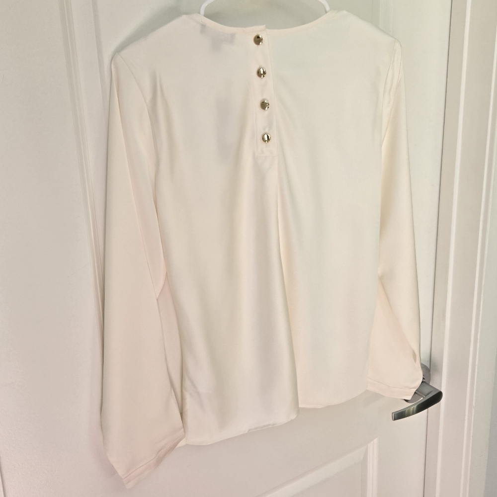 NWT J.Crew Ivory Long Sleeve Button-Back Top in Everyday Crepe - Picture 9 of 14